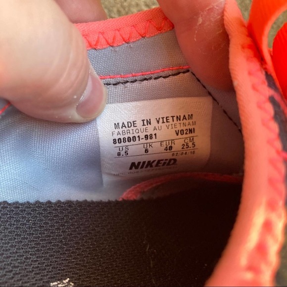 Nike iD Roshe One Running Athletic Shoe Pink Black - Picture 6 of 7